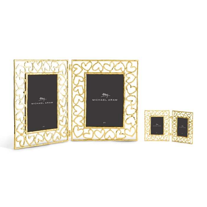 132276 2x3 Heart Hinged Frame Gold