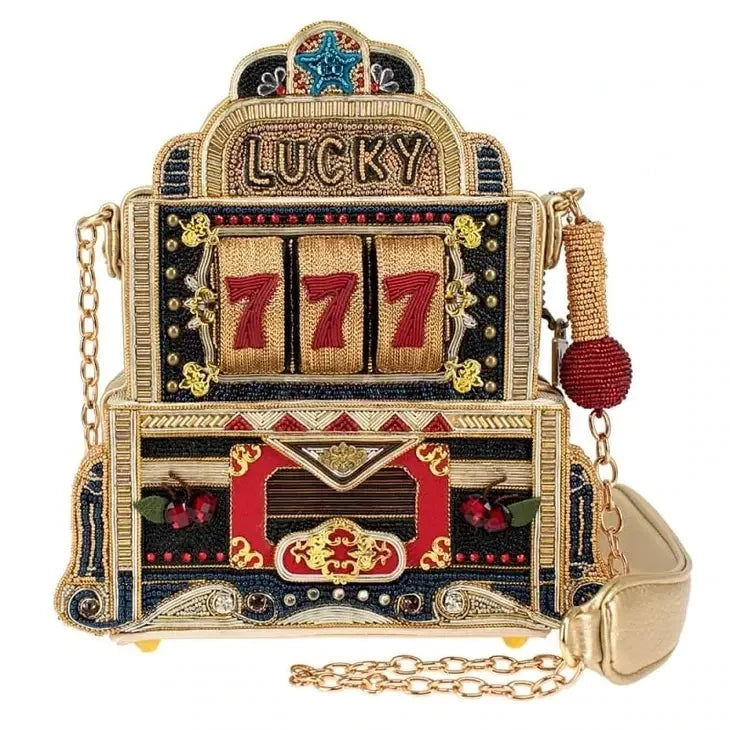 Lucky 7 Slot Machine