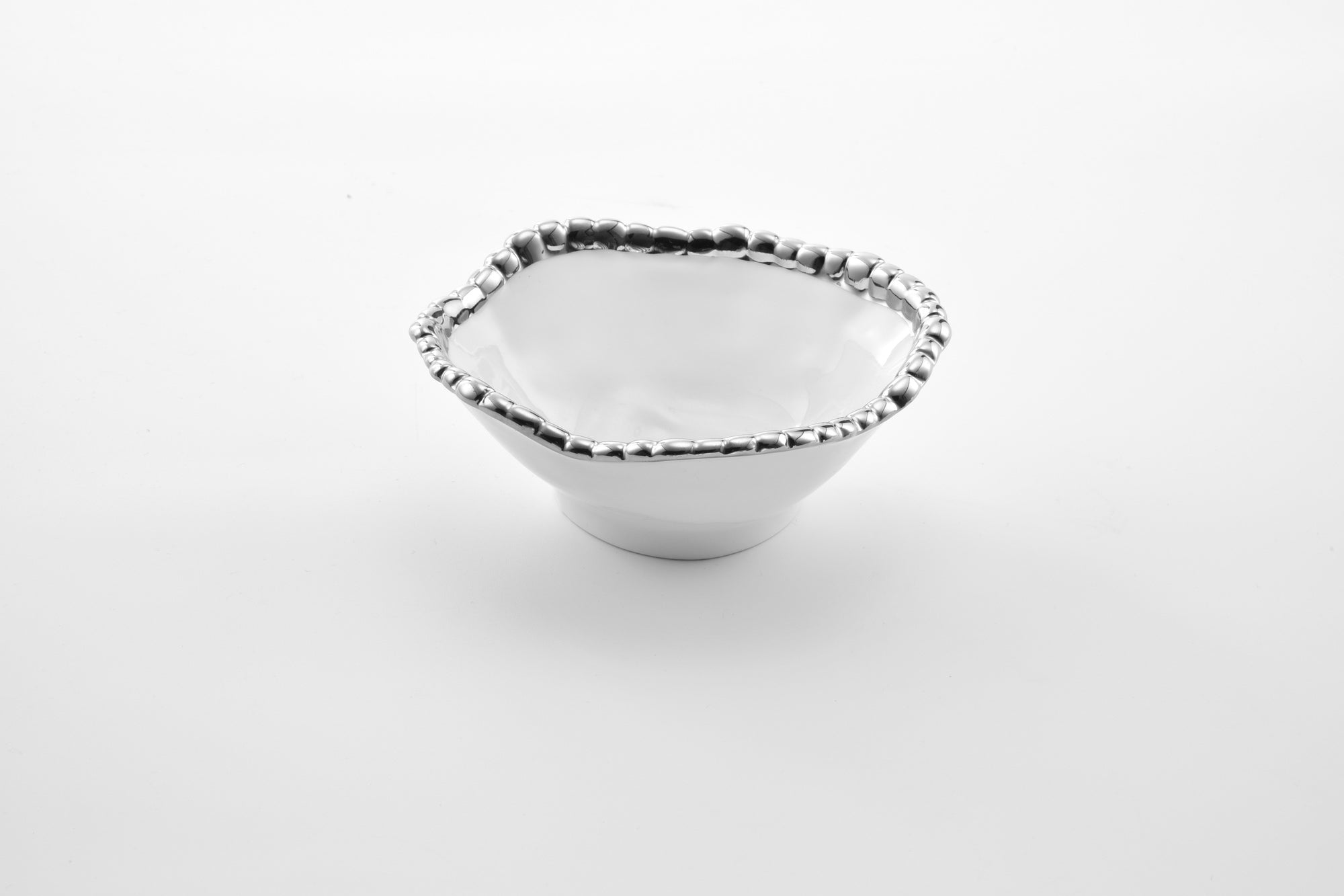Salerno Scalloped Bowl