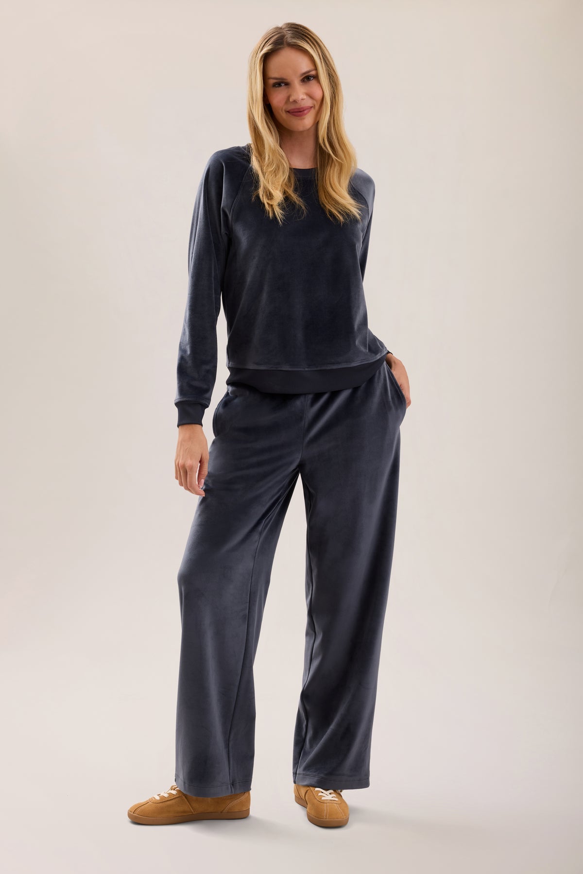 CCL Velvet Wide Leg Pant Indigo