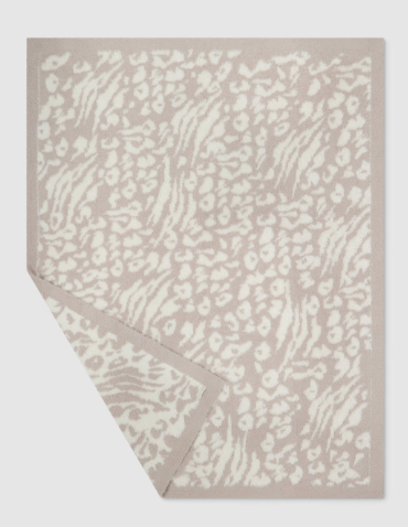 CC Lush Knit Leopard Throw
