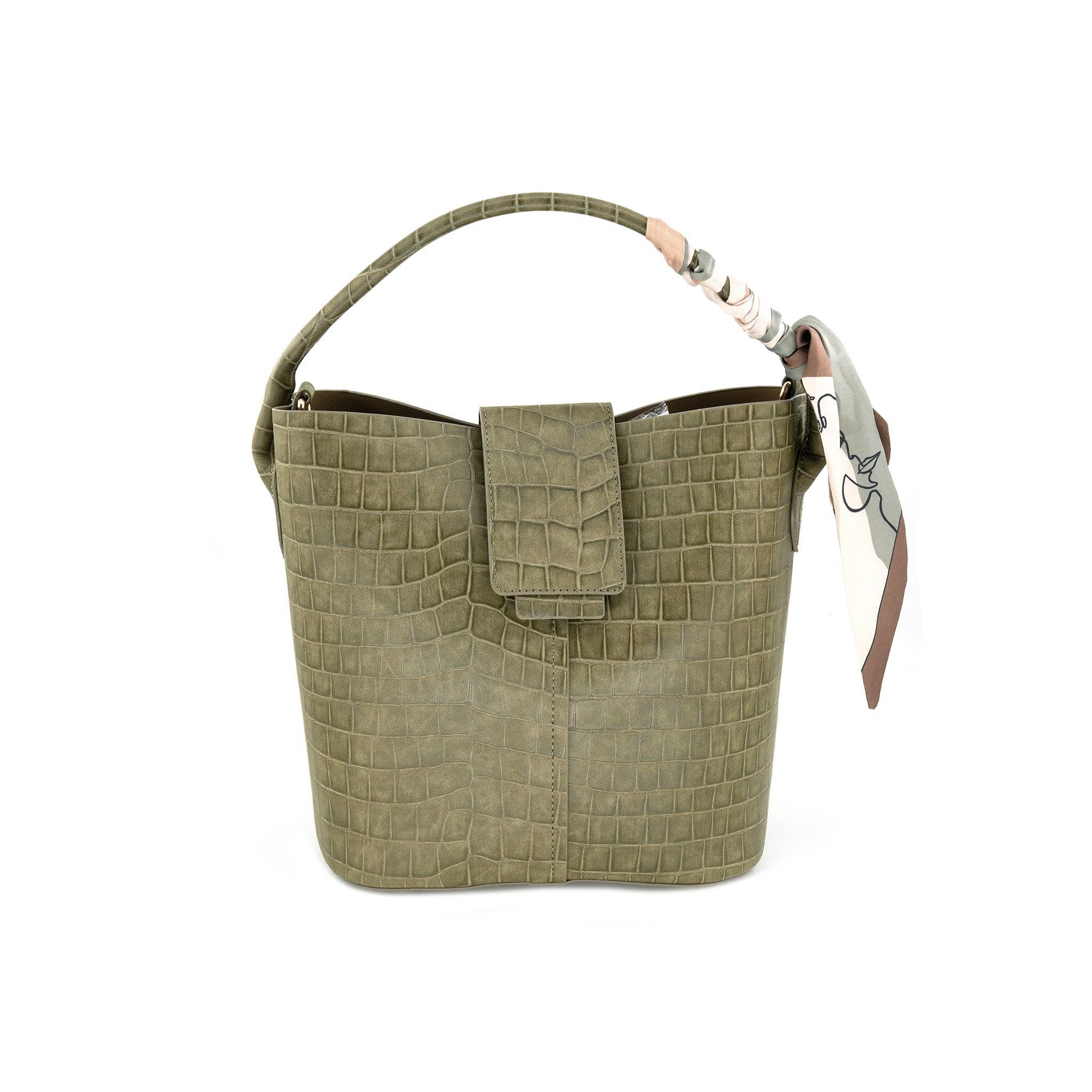 Lucia Bucket