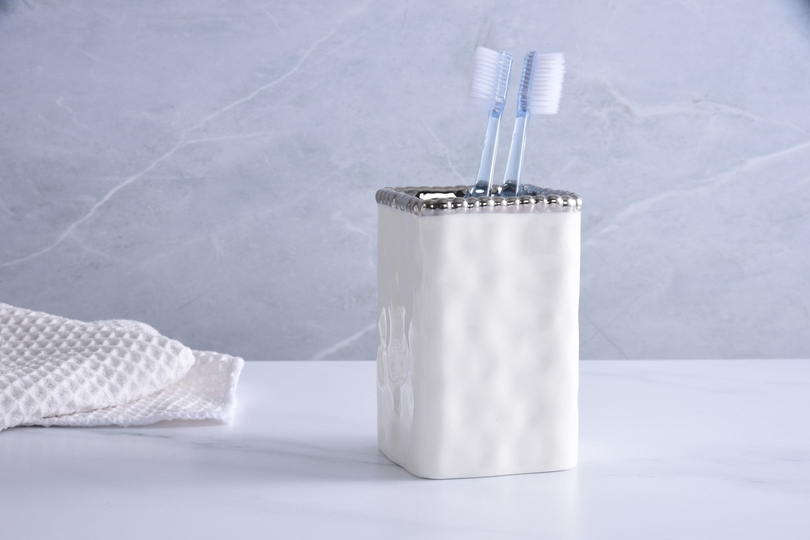 Salerno Toothbrush Holder