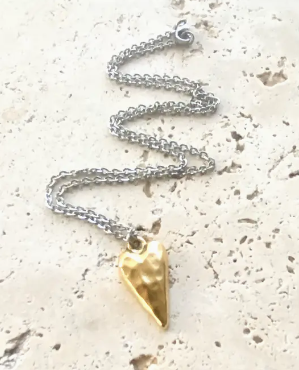 n23262 Hammered Heart Necklace
